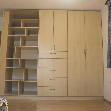 Comfortable With Mountain View - One Bedroom *