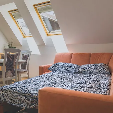 Comfortable With Mountain View - One Bedroom