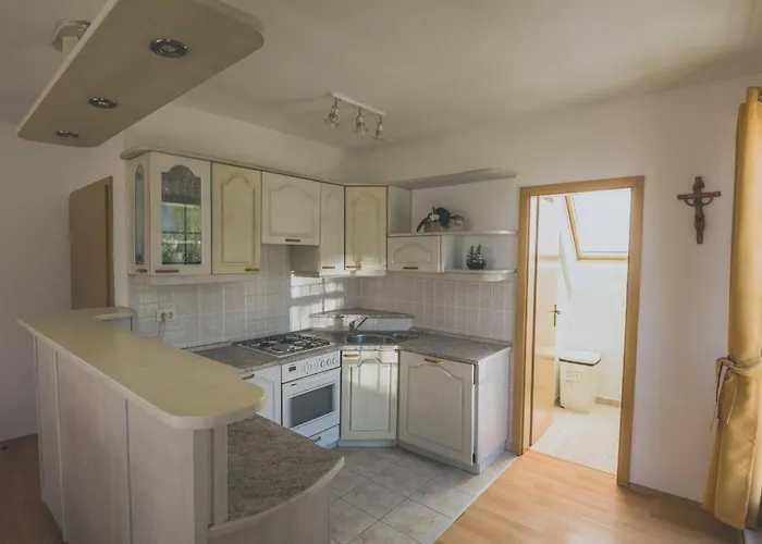 Comfortable With Mountain View - One Bedroom Apartman *