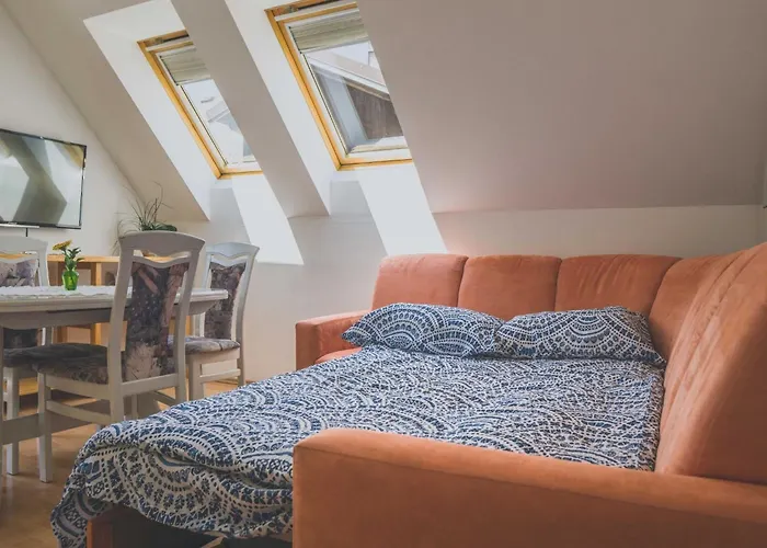 Comfortable With Mountain View - One Bedroom