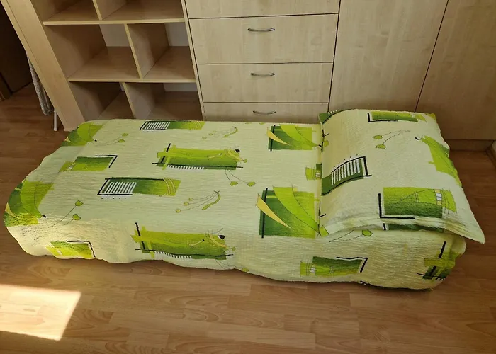 Apartment Comfortable With Mountain View - One Bedroom *