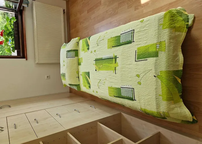 Apartment Comfortable With Mountain View - One Bedroom